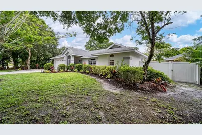 5219 Inverness Drive, Sarasota, FL 34243 - Photo 31