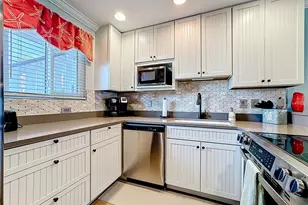 1801 Gulf Dr N, Bradenton Beach, FL 34217 - Photo 9