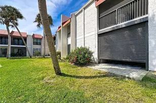 1801 Gulf Dr N, Bradenton Beach, FL 34217 - Photo 35