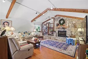 3951 Country View Dr, Sarasota, FL 34233 - Photo 5
