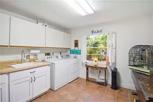 3951 Country View Dr, Sarasota, FL 34233 - Photo 19