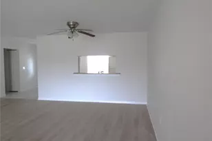 3010 Ringwood Meadow, Sarasota, FL 34235 - Photo 9