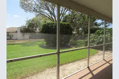 3010 Ringwood Meadow #6, Sarasota, FL 34235 - Photo 21