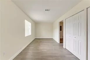 3012 Clay Cir, Sarasota, FL 34234 - Photo 7