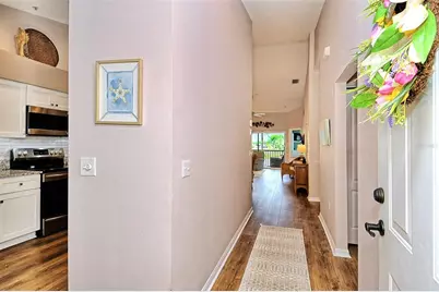 5251 Mahogany Run Avenue #525, Sarasota, FL 34241 - Photo 9