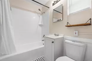 321 Ohio Pl, Sarasota, FL 34236 - Photo 9