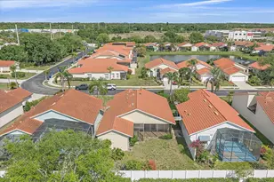 4320 Marcott Cir, Sarasota, FL 34233 - Photo 17