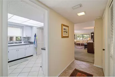 1400 Barcarrota Boulevard #201, Bradenton, FL 34205 - Photo 13