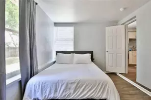 3113 McIntosh Rd, Sarasota, FL 34232 - Photo 17