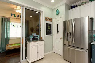 1331 Daryl Dr, Sarasota, FL 34232 - Photo 13