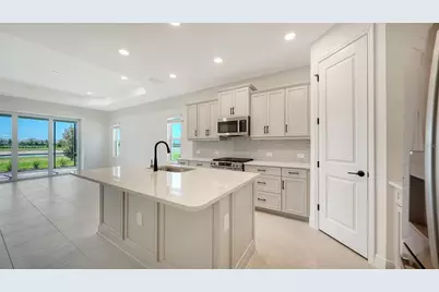 17682 Sylvester Drive, Venice, FL 34293 - Photo 9