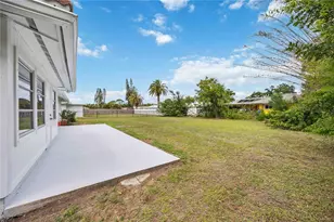 2501 Cass St, Sarasota, FL 34231 - Photo 47