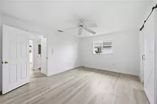 2501 Cass St, Sarasota, FL 34231 - Photo 27