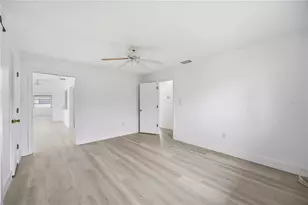 2501 Cass St, Sarasota, FL 34231 - Photo 37