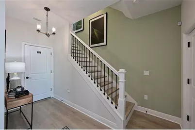 2451 Mangum Court, Sarasota, FL 34237 - Photo 9