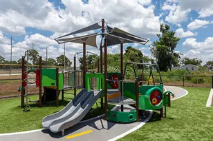 3049 Wood St, Sarasota, FL 34237 - Photo 41