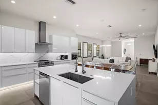 5351 Moeller Ave, Sarasota, FL 34233 - Photo 11