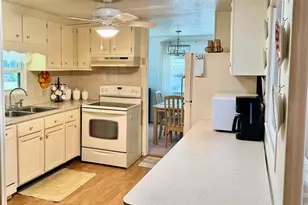 5511 Denmark Dr, Bradenton, FL 34207 - Photo 5