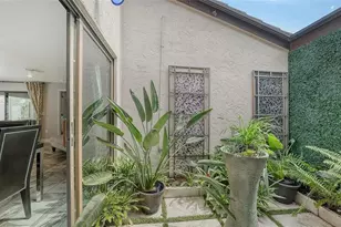 3842 Glen Oaks Manor Dr, Sarasota, FL 34232 - Photo 13