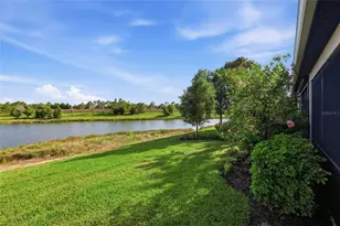 11929 Tapestry Ln, Venice, FL 34293 - Photo 25