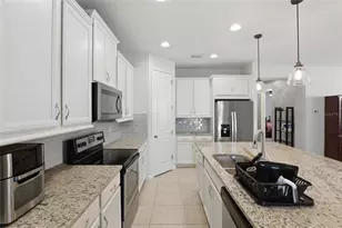 11929 Tapestry Ln, Venice, FL 34293 - Photo 13
