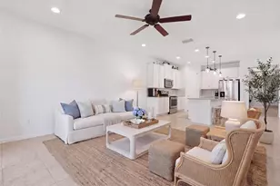 11929 Tapestry Ln, Venice, FL 34293 - Photo 7