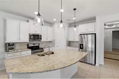 11929 Tapestry Ln, Venice, FL 34293 - Photo 7