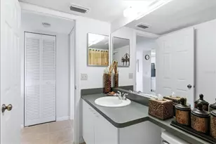 823 Wexford Blvd, Venice, FL 34293 - Photo 25