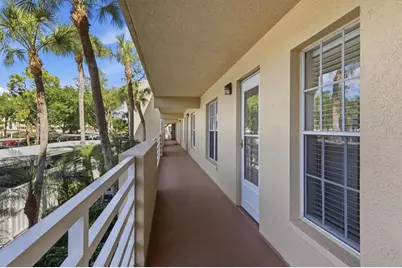 823 Wexford Boulevard #823, Venice, FL 34293 - Photo 5