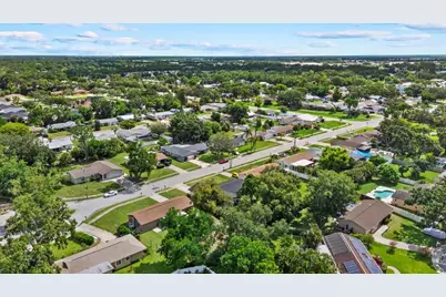 816 Queen Palm Lane, Sarasota, FL 34243 - Photo 27