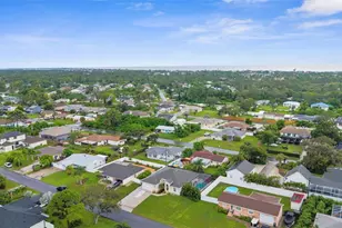 947 Seneca Rd, Venice, FL 34293 - Photo 41