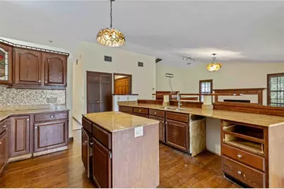 7535 Castle Drive, Sarasota, FL 34240 - Photo 35