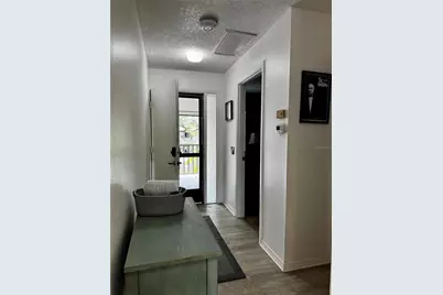 3031 Quail Hollow #16, Sarasota, FL 34235 - Photo 3