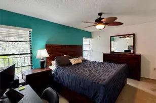 3031 Quail Hollow, Sarasota, FL 34235 - Photo 15