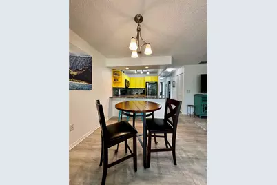 3031 Quail Hollow #16, Sarasota, FL 34235 - Photo 11