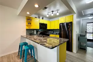 3031 Quail Hollow, Sarasota, FL 34235 - Photo 7