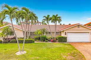 581 Yardarm Ln, Longboat Key, FL 34228 - Photo 1
