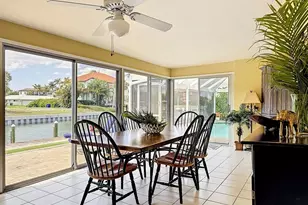 581 Yardarm Ln, Longboat Key, FL 34228 - Photo 21