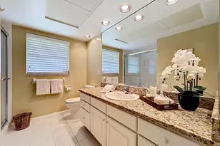 581 Yardarm Ln, Longboat Key, FL 34228 - Photo 15