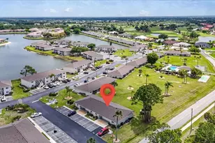 12538 SW Kingsway Cir, Lake Suzy, FL 34269 - Photo 37