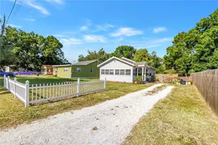 3012 17th St E, Bradenton, FL 34208 - Photo 3