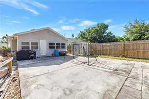 3012 17th St E, Bradenton, FL 34208 - Photo 29