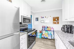 3012 17th St E, Bradenton, FL 34208 - Photo 15