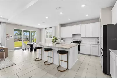 5715 Woodland Sage Drive, Sarasota, FL 34238 - Photo 7
