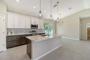 6227 Tropicaire Blvd, North Port, FL 34291 - Photo 5