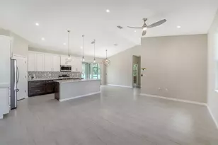 6227 Tropicaire Blvd, North Port, FL 34291 - Photo 3