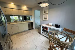 4562 Kingsmere, Sarasota, FL 34235 - Photo 7