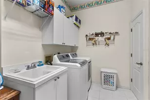 832 Carnoustie Dr, Venice, FL 34293 - Photo 23