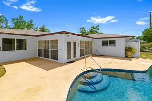 4158 Prudence Dr, Sarasota, FL 34235 - Photo 47