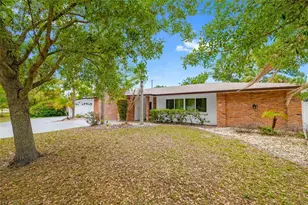 4158 Prudence Dr, Sarasota, FL 34235 - Photo 3